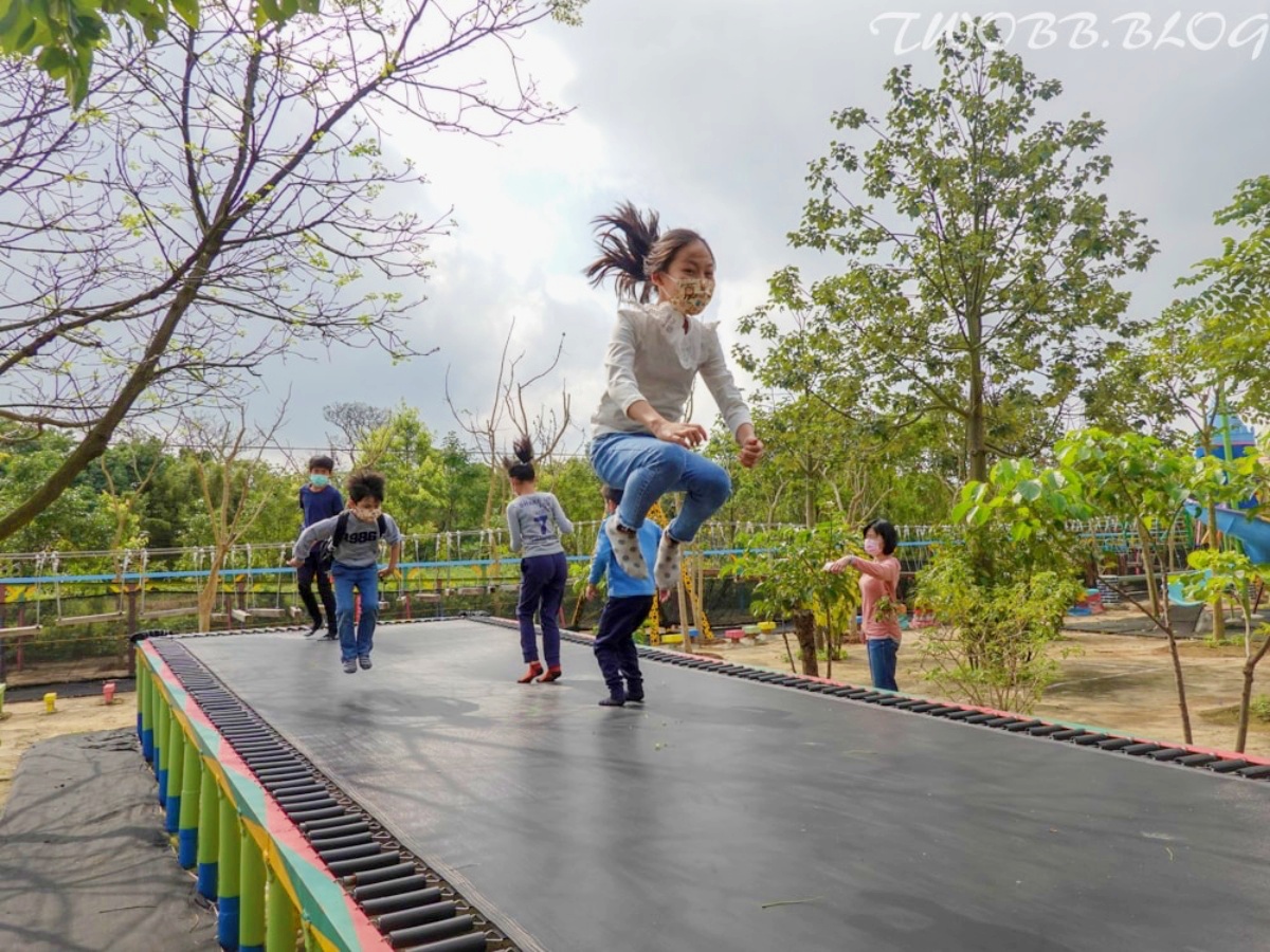 桃園最酷「不插電遊樂園」回來了!嗨玩400項水陸空設施,門票只要250元 桃園最酷「不插電遊樂園」回來了!嗨玩400項水陸空設施,門票只要250元