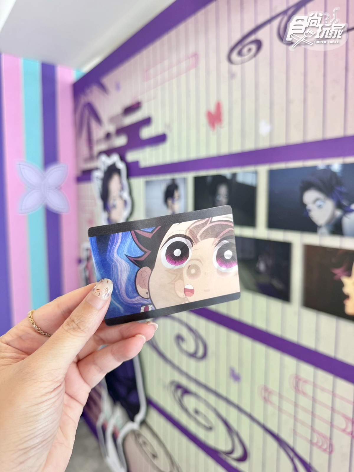 《鬼滅之刃》咖啡廳衝朝聖!劇照牆立牌免費拍,野豬頭米飯、送特典卡6亮點 《鬼滅之刃》咖啡廳衝朝聖!劇照牆立牌免費拍,野豬頭米飯、送特典卡6亮點