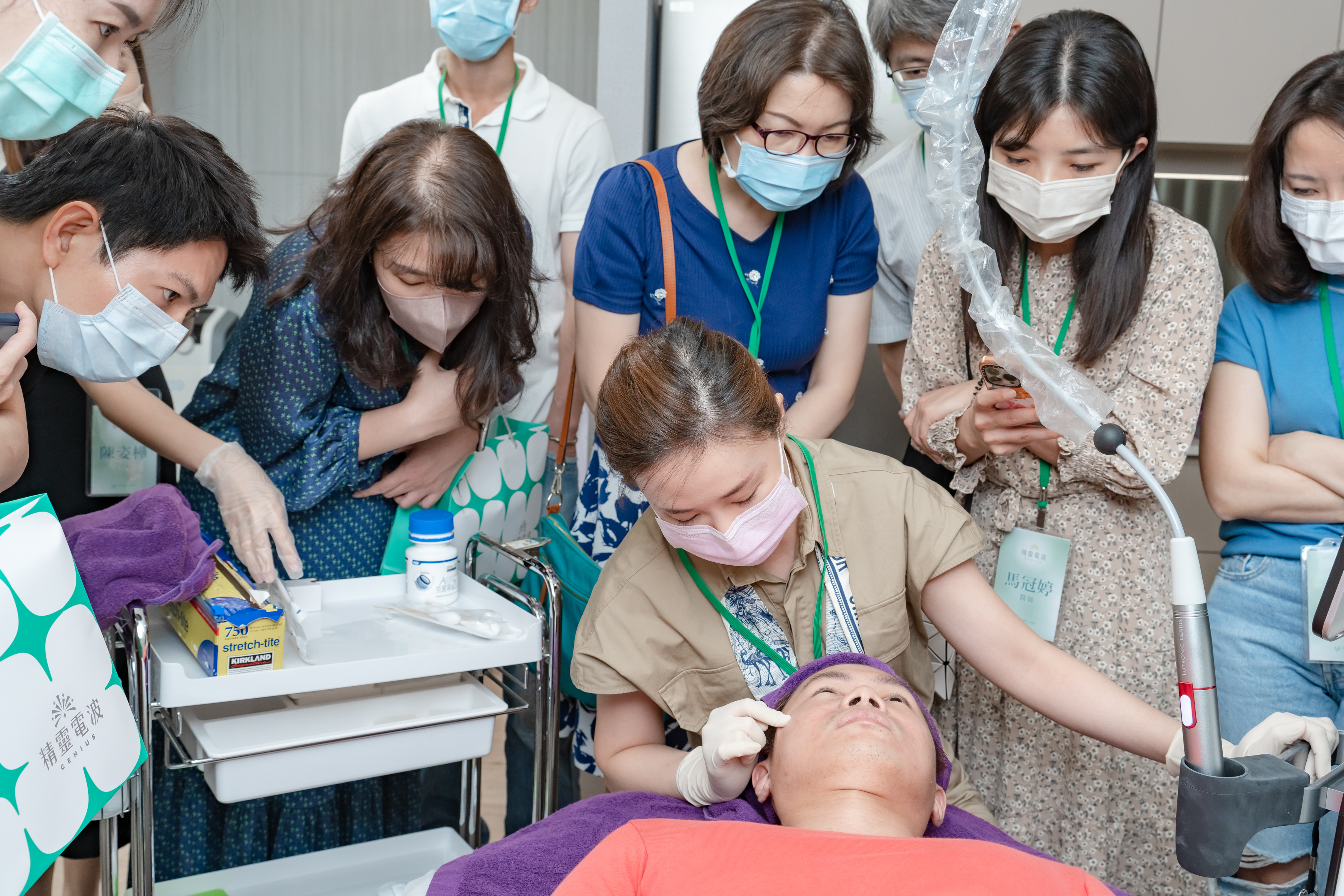 不是逆齡，是進化：時尚圈都在熱議「精靈電波」？