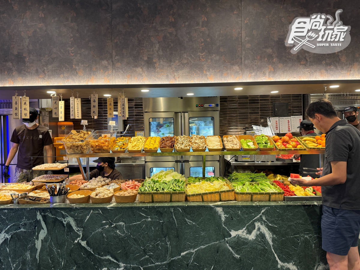 台北第１間「南霸天火鍋吃到飽」！現撈活蝦、百款自助吧、甜點暢吃千元有找