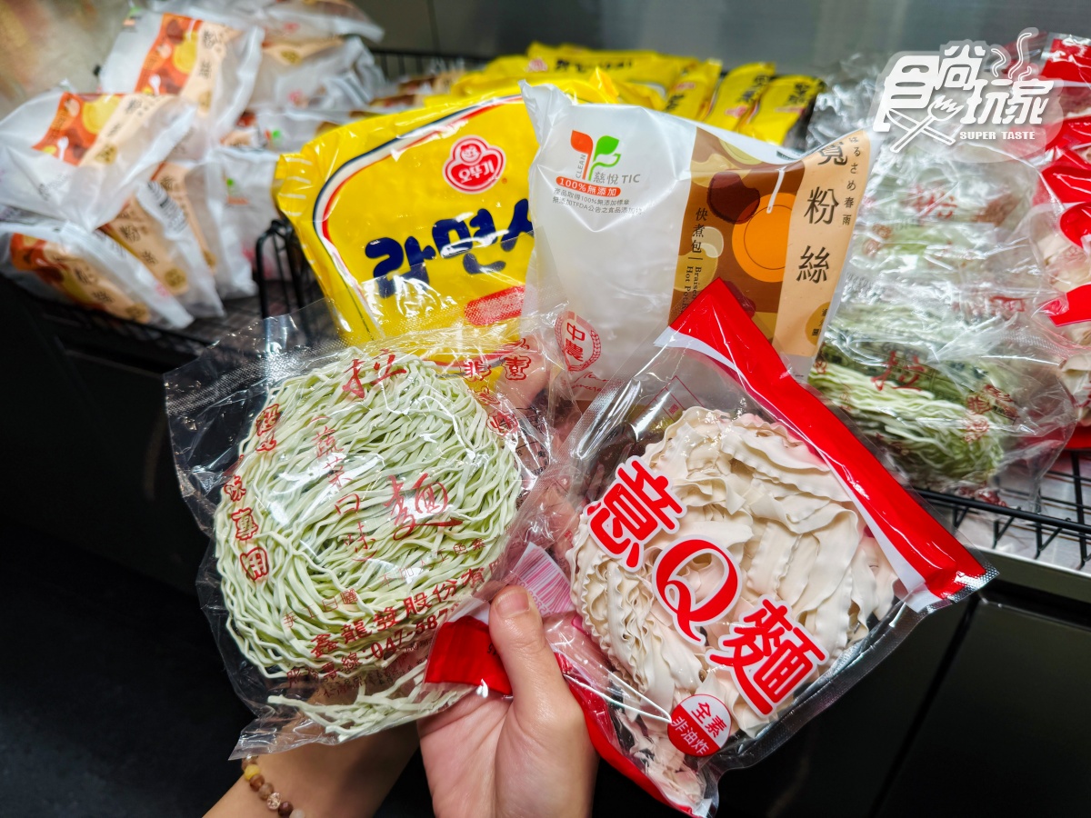 台北第１間「南霸天火鍋吃到飽」！現撈活蝦、百款自助吧、甜點暢吃千元有找