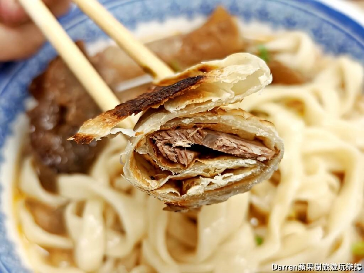 免費加湯、續麵吃到飽!70年「老字號牛肉麵」最低90元起,必嗑半筋半肉麵 免費加湯、續麵吃到飽!70年「老字號牛肉麵」最低90元起,必嗑半筋半肉麵