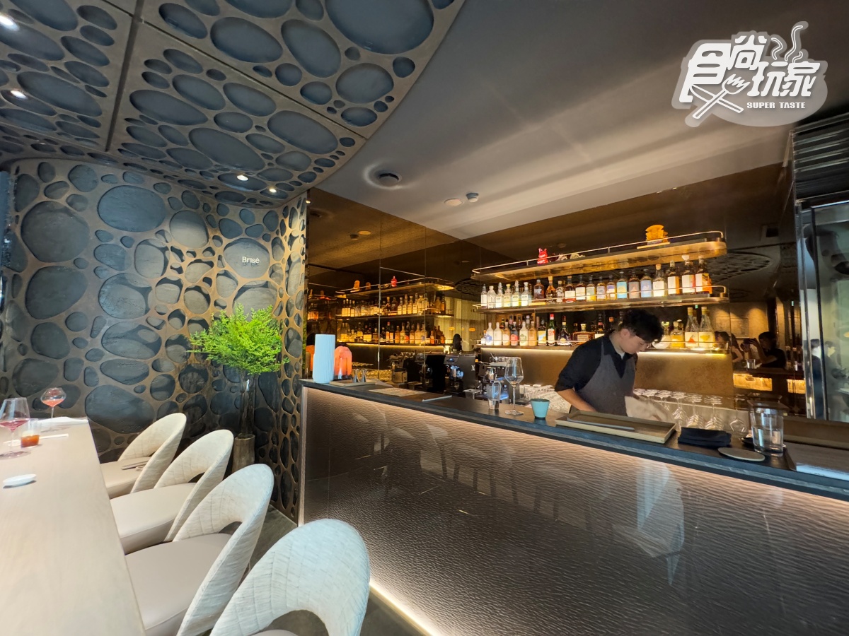 2025情人節餐廳推薦!350元起爽嗑米其林一星、法餐,必嘗爆漿「松露車輪餅」 2025情人節餐廳推薦!350元起爽嗑米其林一星、法餐,必嘗爆漿「松露車輪餅」