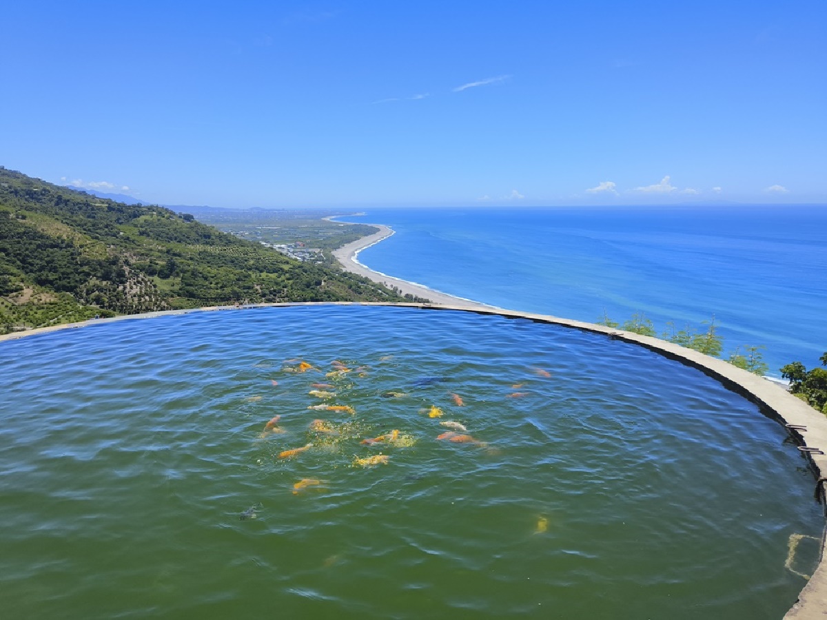 天空之鏡、台版雷門超好拍！2025太麻里秘境景點、必吃美食一次看