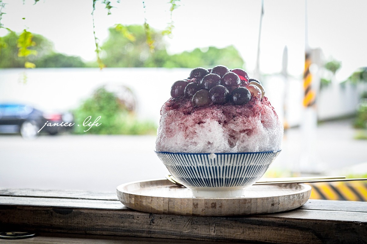 爽度破表！盛夏必吃「珠寶盒水果刨冰」，熱到笑西西、正港男紫漢超有哏