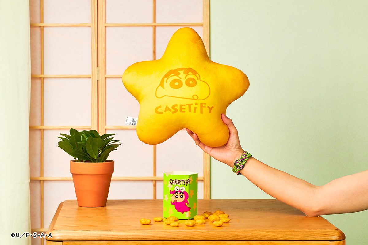 小新屁屁化身支架!蠟筆小新推超Q聯名周邊,客製手機殼還能印名字 小新屁屁化身支架!蠟筆小新推超Q聯名周邊,客製手機殼還能印名字