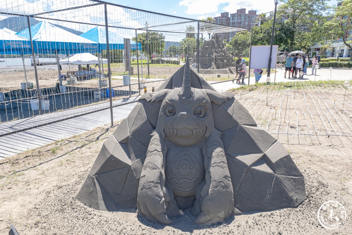 童年回憶《數碼寶貝》回來啦!新北沙雕展期間限定免費拍,搭配夜間光雕帥翻 童年回憶《數碼寶貝》回來啦!新北沙雕展期間限定免費拍,搭配夜間光雕帥翻