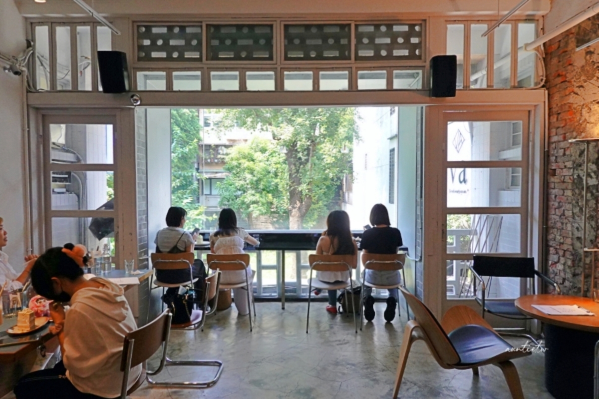 中山咖啡廳推薦TOP21！赤峰街文青散策、中山站步行可達，咖啡廳總整理