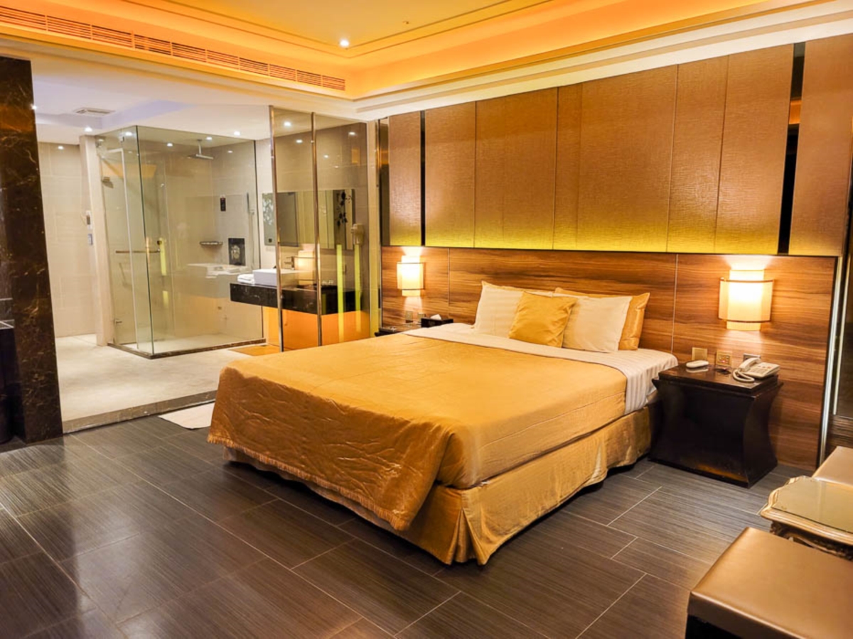 2025高雄汽車旅館推薦Top14:南台灣最大、35種主題房、牛奶氣泡浴 2025高雄汽車旅館推薦Top14:南台灣最大、35種主題房、牛奶氣泡浴