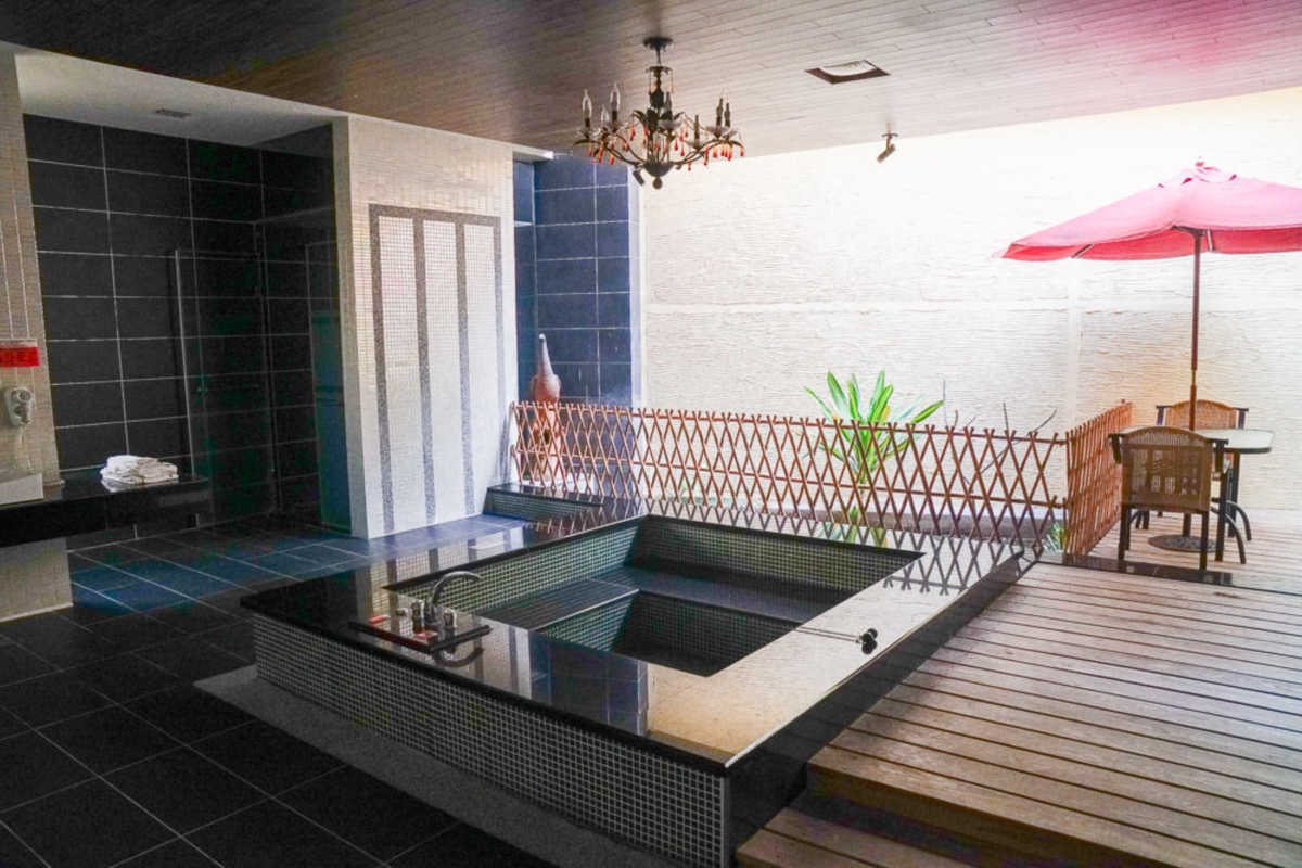 2025高雄汽車旅館推薦Top14:南台灣最大、35種主題房、牛奶氣泡浴 2025高雄汽車旅館推薦Top14:南台灣最大、35種主題房、牛奶氣泡浴