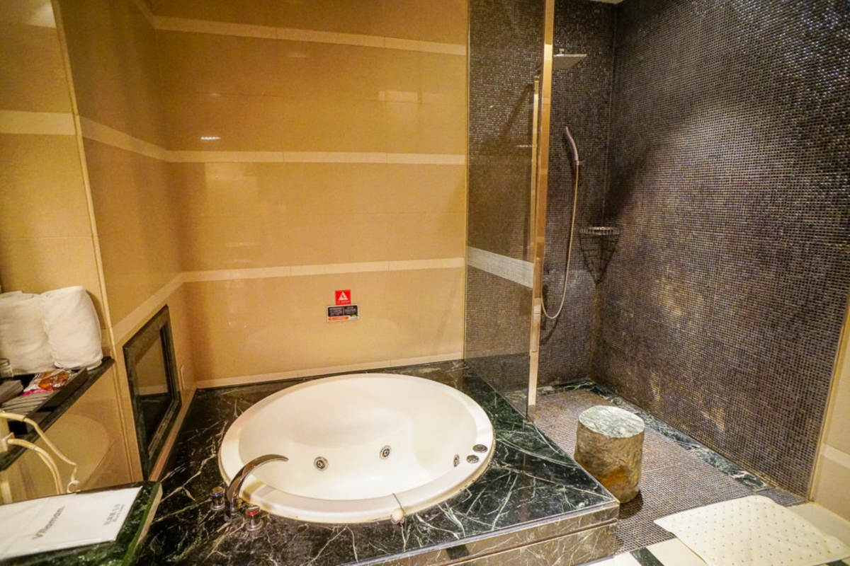 2025高雄汽車旅館推薦Top14:南台灣最大、35種主題房、牛奶氣泡浴 2025高雄汽車旅館推薦Top14:南台灣最大、35種主題房、牛奶氣泡浴