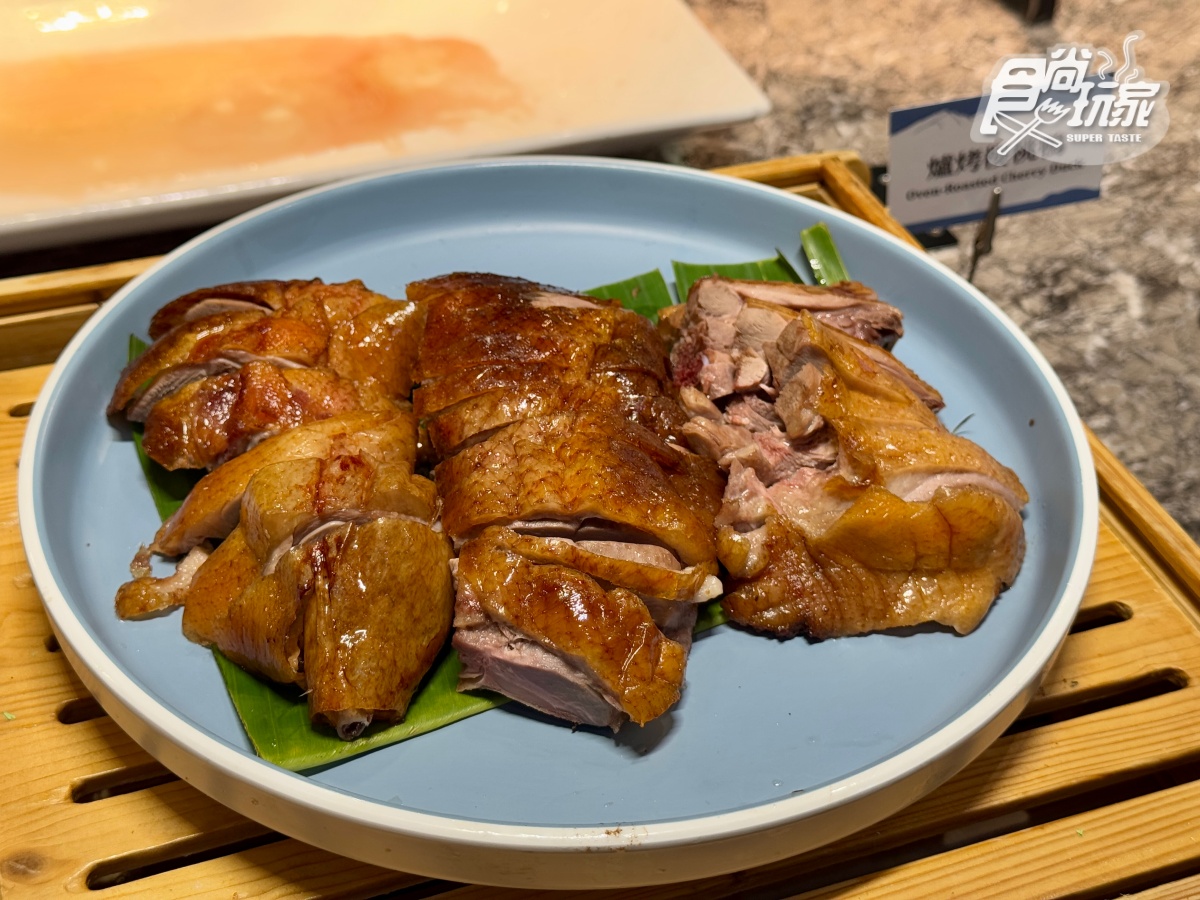 IG超夯宜蘭吃到飽！上百道菜色無限夾，爽嗑多種螃蟹、烤鴨六吃、星巴克暢飲