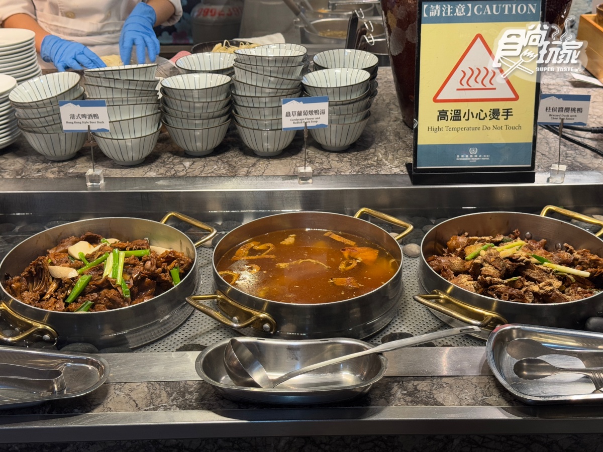 IG超夯宜蘭吃到飽！上百道菜色無限夾，爽嗑多種螃蟹、烤鴨六吃、星巴克暢飲