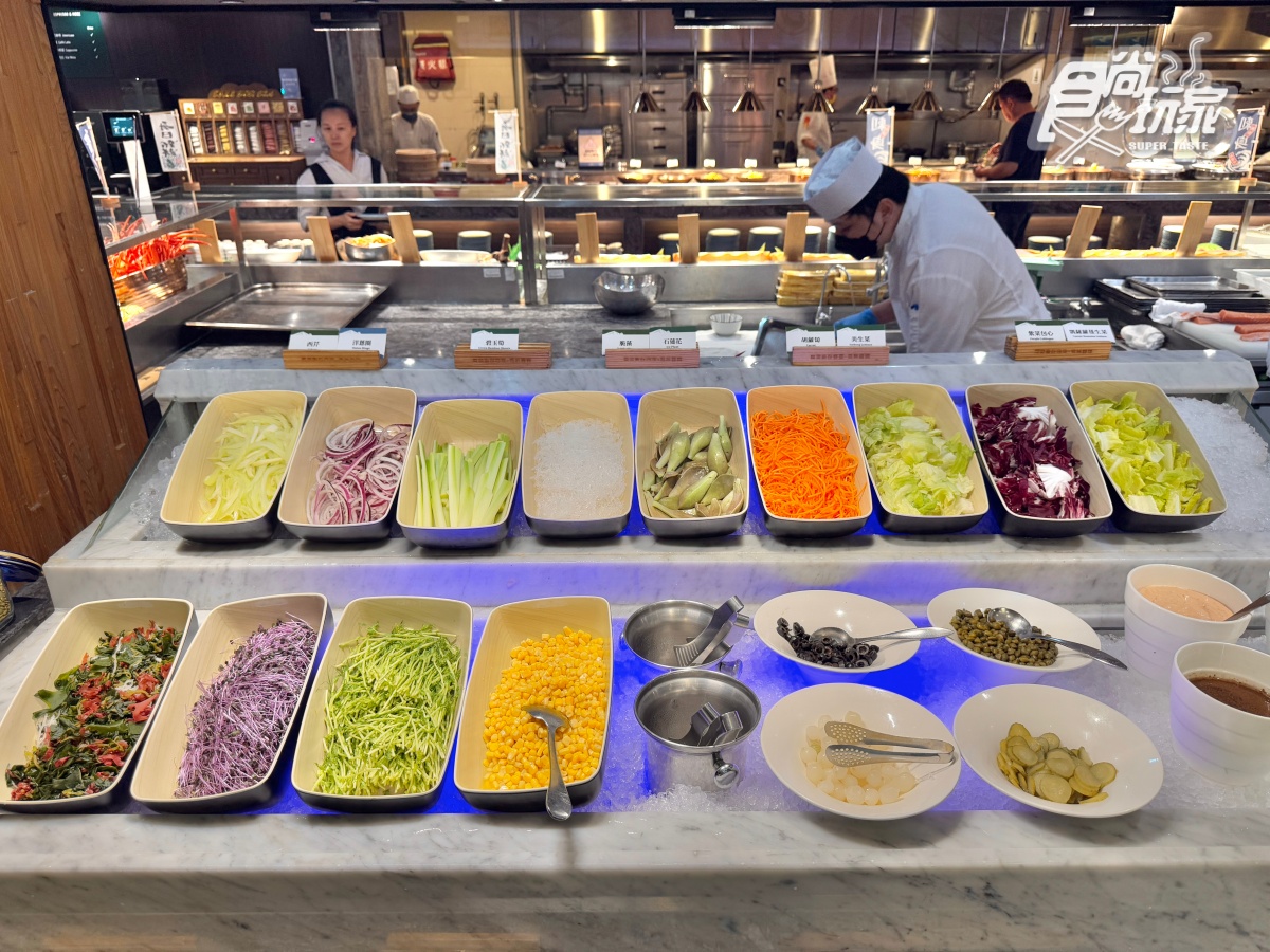 IG超夯宜蘭吃到飽！上百道菜色無限夾，爽嗑多種螃蟹、烤鴨六吃、星巴克暢飲