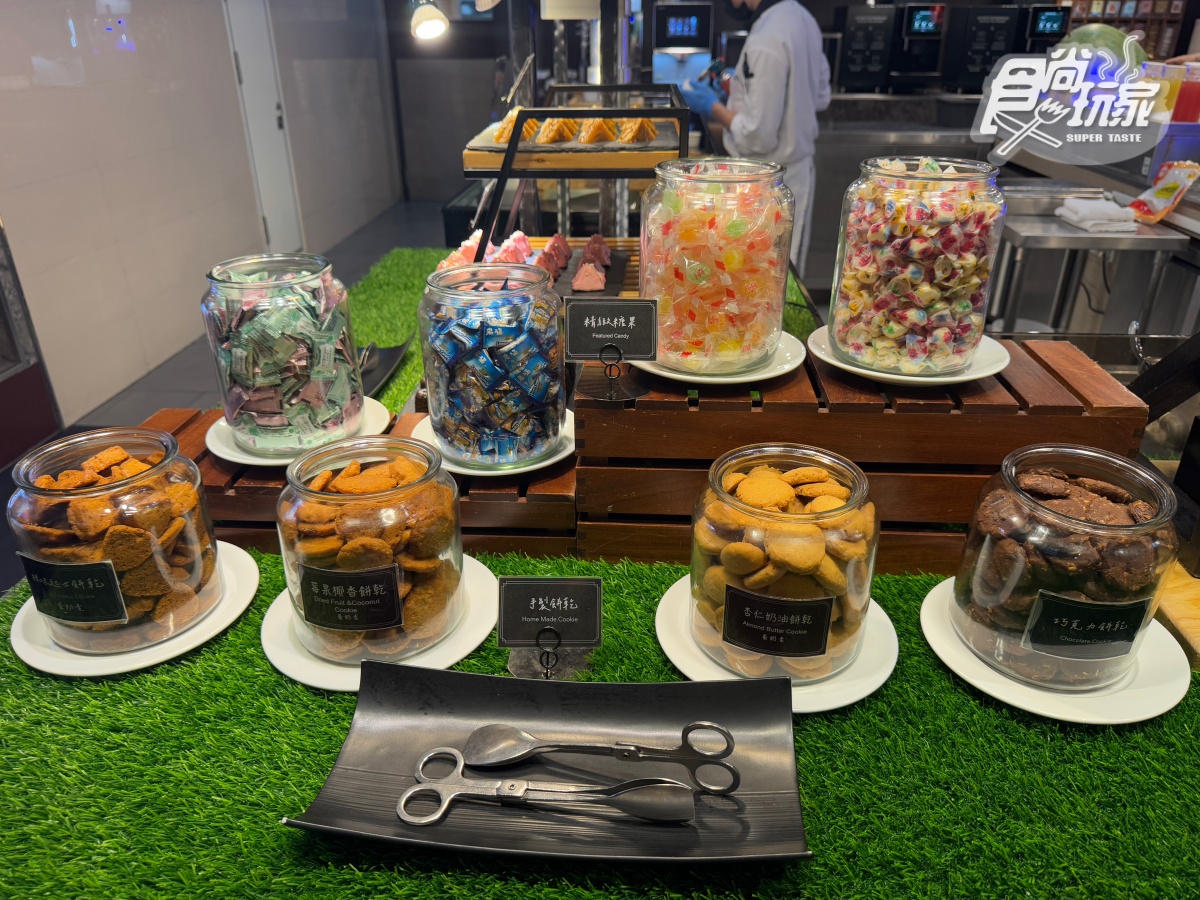 IG超夯宜蘭吃到飽！上百道菜色無限夾，爽嗑多種螃蟹、烤鴨六吃、星巴克暢飲