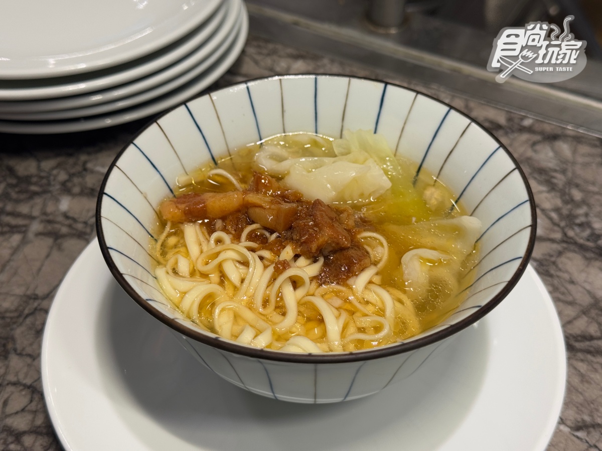 IG超夯宜蘭吃到飽！上百道菜色無限夾，爽嗑多種螃蟹、烤鴨六吃、星巴克暢飲