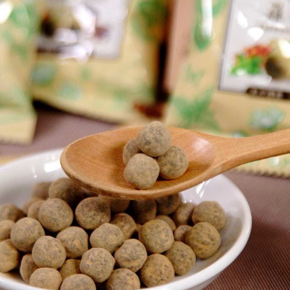 送熱銷千包究級拌麵!台南伴手「百年漢方零嘴」限時優惠,中秋首選燙金禮盒(中獎公布) 送熱銷千包究級拌麵!台南伴手「百年漢方零嘴」限時優惠,中秋首選燙金禮盒(中獎公布)