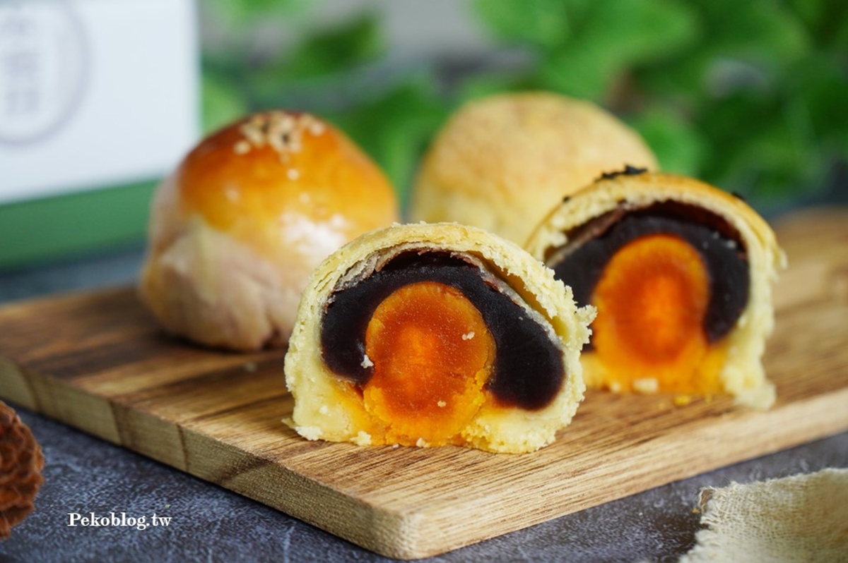 蛋黃酥賣破20萬顆!「手撕蛋糕名店」霸氣送黃油年糕,中秋必搶5口味蛋黃酥 蛋黃酥賣破20萬顆!「手撕蛋糕名店」霸氣送黃油年糕,中秋必搶5口味蛋黃酥