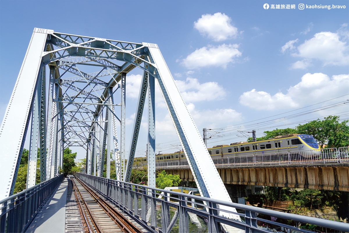 高雄「免費水樂園」快閃2天!嗨玩6座氣墊城堡、逛美食市集,搭接駁車免錢 高雄「免費水樂園」快閃2天!嗨玩6座氣墊城堡、逛美食市集,搭接駁車免錢