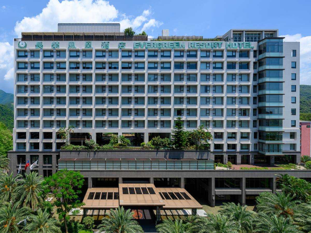 老饕必住！４家「殿堂級美食旅宿」爽吃烤鴨、自助吧，票選最愛抽環島住１年