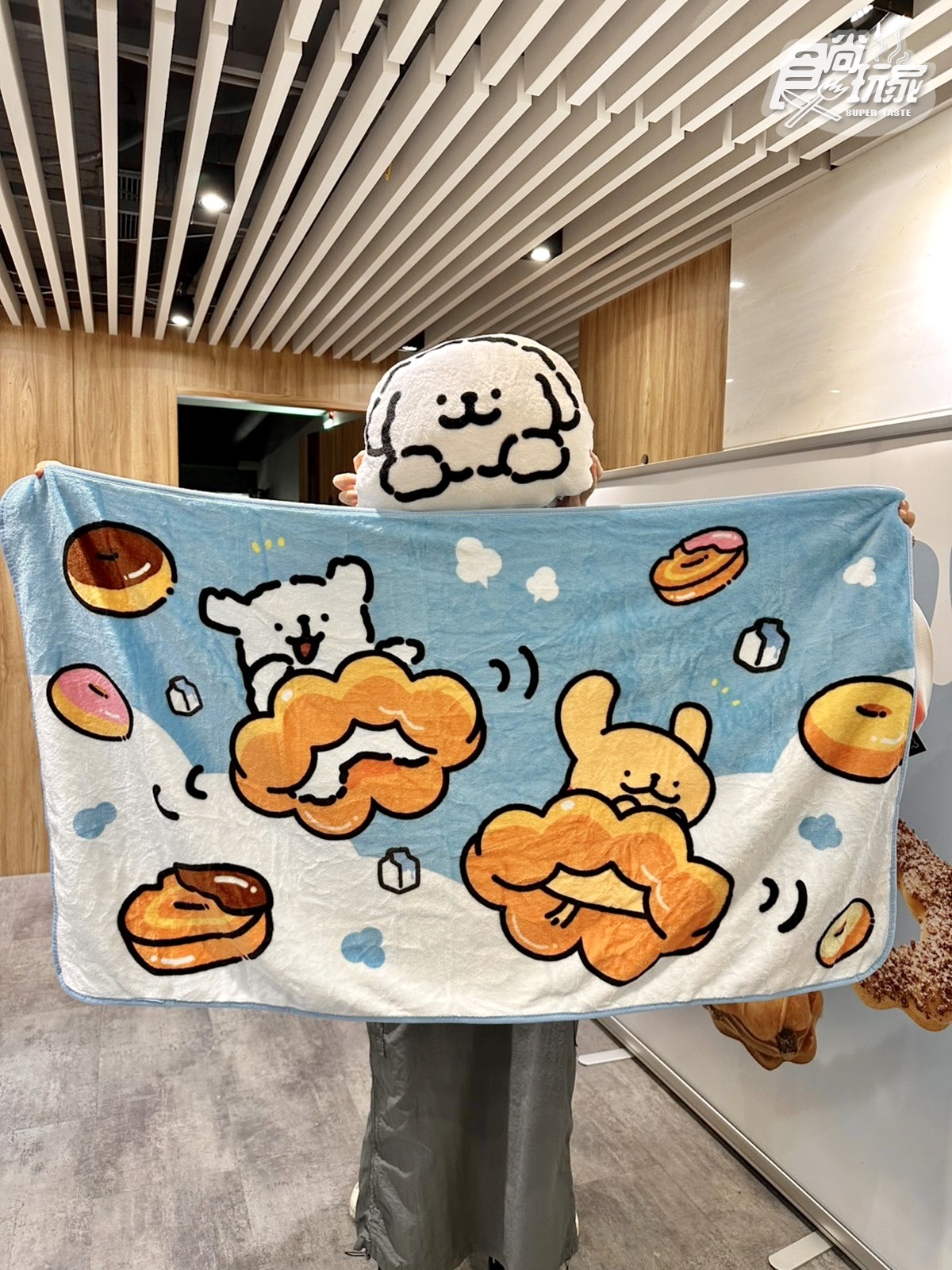 狗狗甜甜圈太Q!「Mister Donutx線條小狗」品項、周邊,奶茶季波堤同步吃 狗狗甜甜圈太Q!「Mister Donutx線條小狗」品項、周邊,奶茶季波堤同步吃