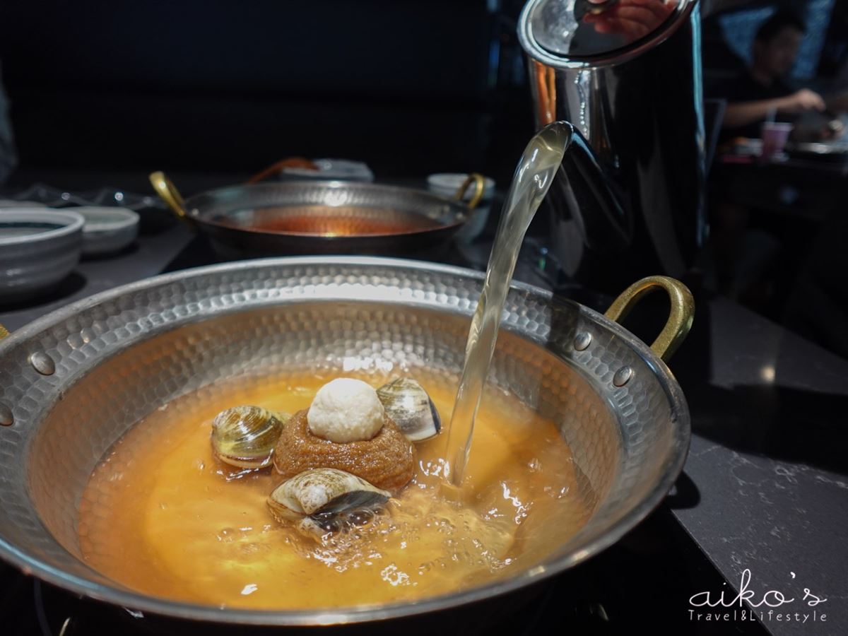 爽嗑高CP值牛小排!超美「日式火鍋」是這家,超澎派海鮮拼盤也要吃 爽嗑高CP值牛小排!超美「日式火鍋」是這家,超澎派海鮮拼盤也要吃