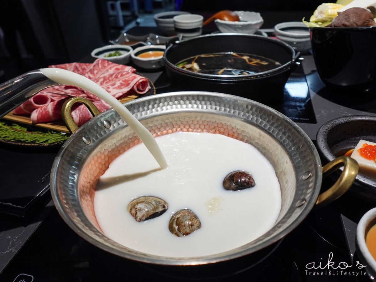 爽嗑高CP值牛小排!超美「日式火鍋」是這家,超澎派海鮮拼盤也要吃 爽嗑高CP值牛小排!超美「日式火鍋」是這家,超澎派海鮮拼盤也要吃