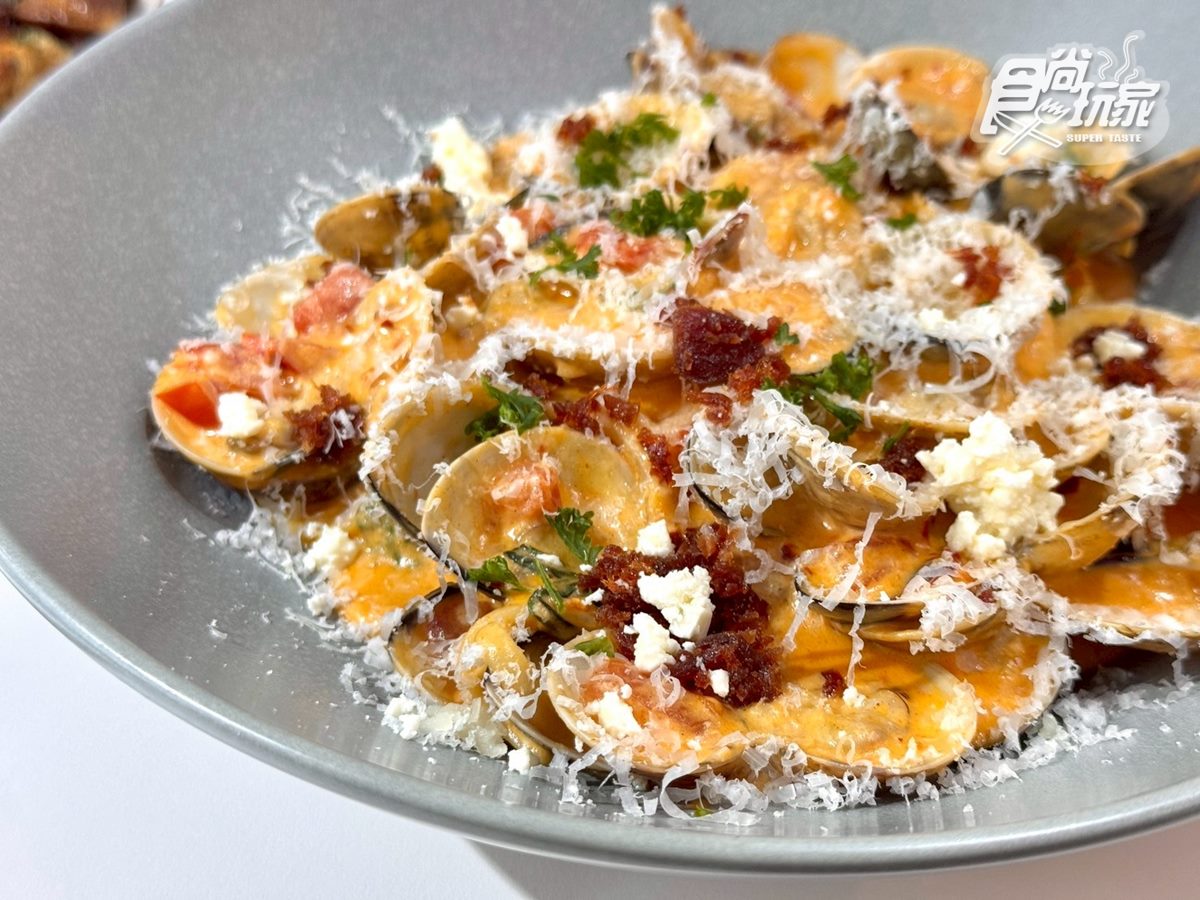 台北西門町美食推薦！打卡絕美「森林系餐廳」，必吃開心果瀑布、爆炸蛤蜊麵