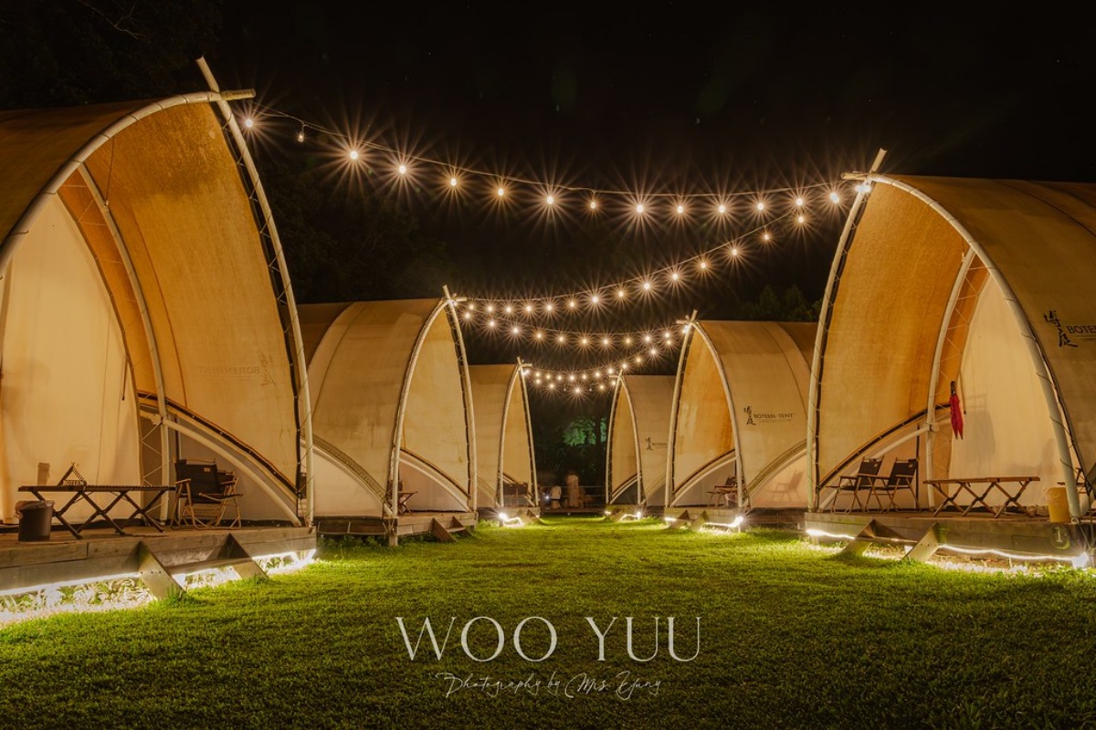 蟬說：霧語５米高豪華帳蓬內放有２張舒適的雙人床。