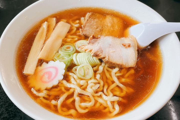 台灣虎航直飛福島秋冬這樣玩！鐵道迷搶拍只見線、泡百年古湯，鬼滅迷必訪景點