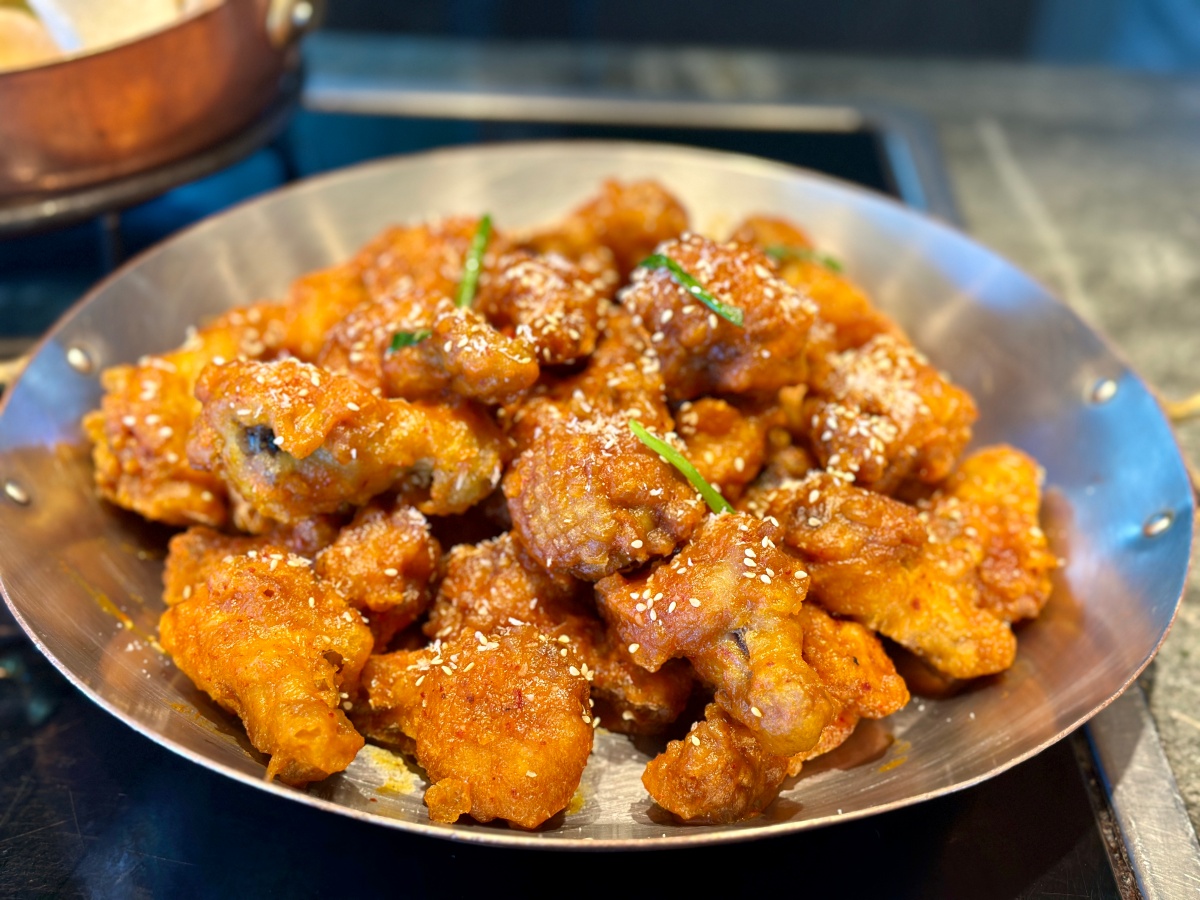 壽星6折吃到飽!「新北最高景觀Buffet」推全新菜色,鮮蚵、部隊鍋無限嗑 壽星6折吃到飽!「新北最高景觀Buffet」推全新菜色,鮮蚵、部隊鍋無限嗑