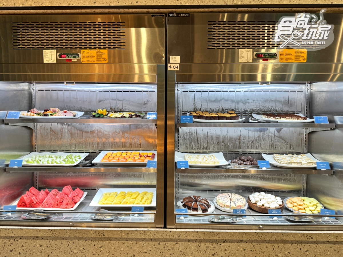 免費吃龍蝦料理!798元爽嗑大分量牛排+自助吧,海鮮、熱食百道無限夾 免費吃龍蝦料理!798元爽嗑大分量牛排+自助吧,海鮮、熱食百道無限夾