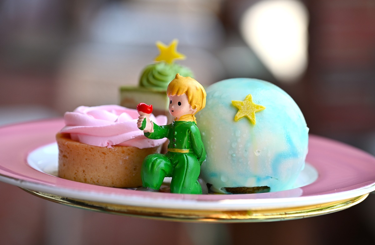 衝高雄找小王子了!「小王子125周年特展」3大雕像、下午茶美翻,打卡送扇子 衝高雄找小王子了!「小王子125周年特展」3大雕像、下午茶美翻,打卡送扇子