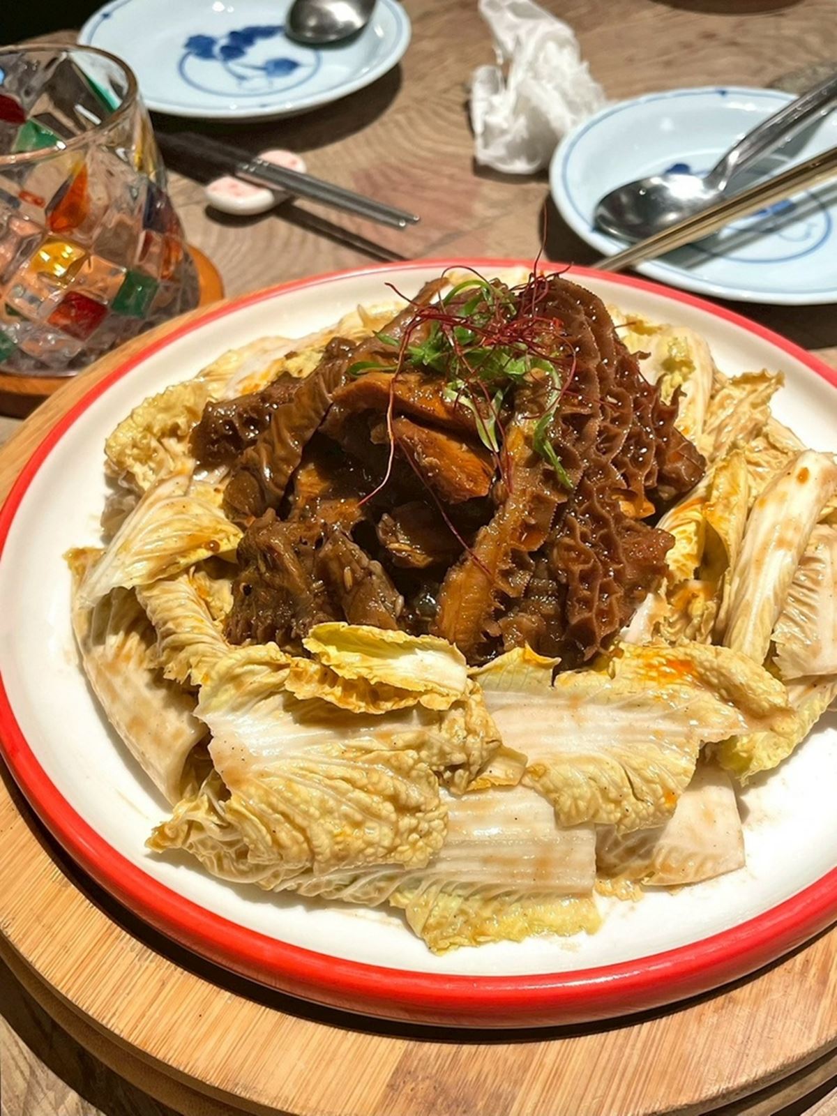 AI教父黃仁勳也愛!真材實料「黃金雞湯」爽嗑整隻雞,豐富台菜想吃先預訂 AI教父黃仁勳也愛!真材實料「黃金雞湯」爽嗑整隻雞,豐富台菜想吃先預訂