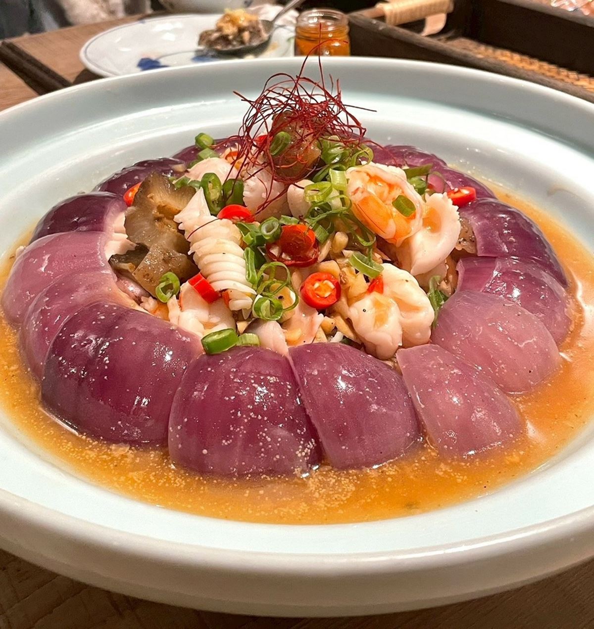 AI教父黃仁勳也愛!真材實料「黃金雞湯」爽嗑整隻雞,豐富台菜想吃先預訂 AI教父黃仁勳也愛!真材實料「黃金雞湯」爽嗑整隻雞,豐富台菜想吃先預訂