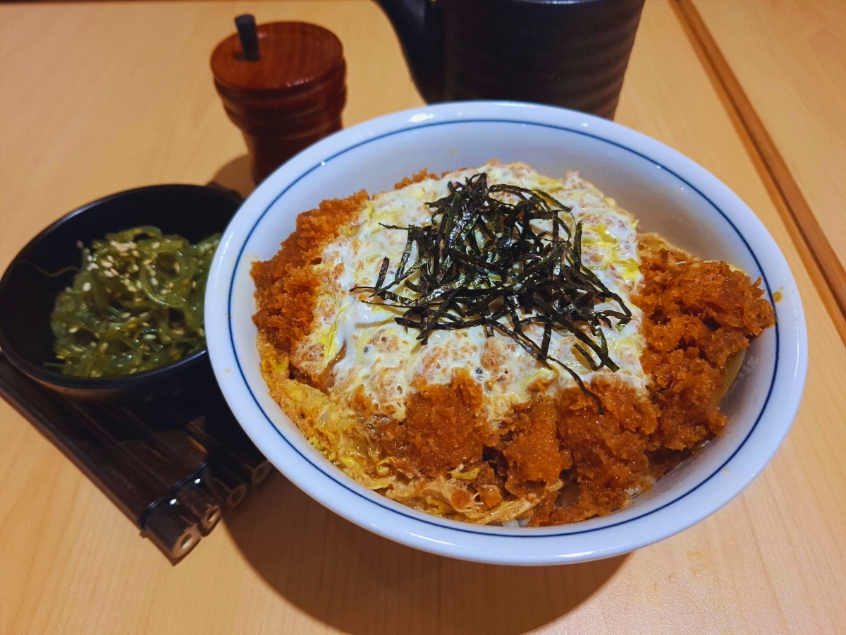 吉豚屋「丼飯買一送一」手刀搶!麻婆豬排、雞排丼吃爆,加碼免費送海老炸蝦 吉豚屋「丼飯買一送一」手刀搶!麻婆豬排、雞排丼吃爆,加碼免費送海老炸蝦