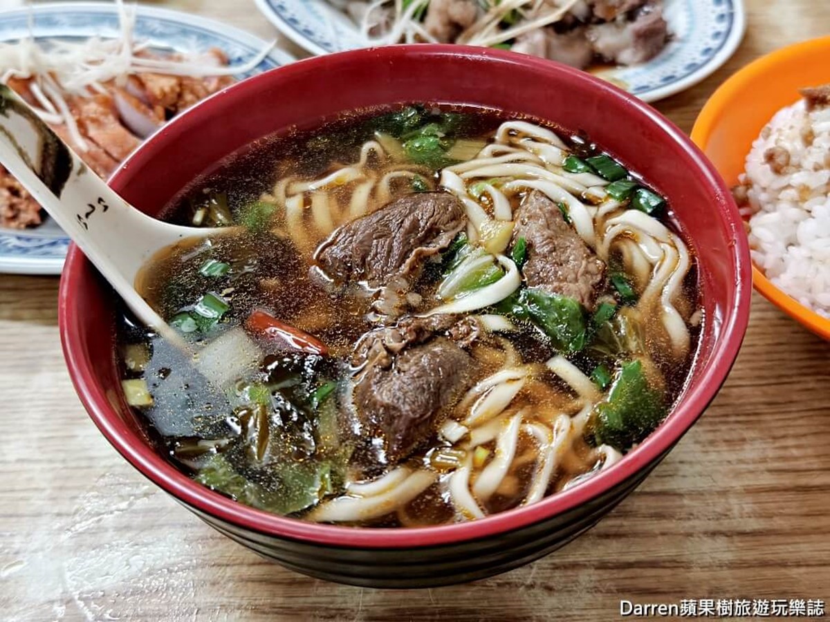 新北竟有70元牛肉麵!每日限量中午前完售,滷肉飯20元、超佛心菜單看這 新北竟有70元牛肉麵!每日限量中午前完售,滷肉飯20元、超佛心菜單看這