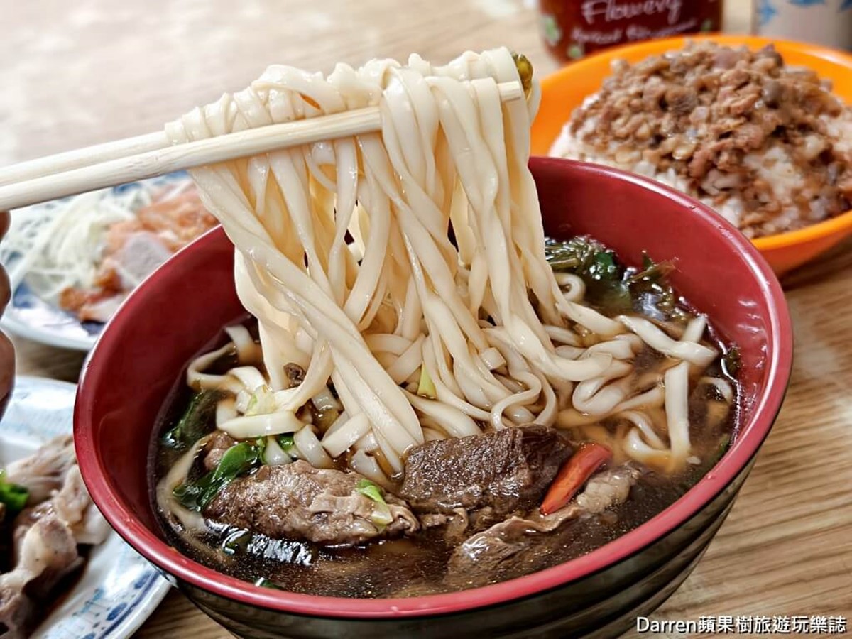 新北竟有70元牛肉麵!每日限量中午前完售,滷肉飯20元、超佛心菜單看這 新北竟有70元牛肉麵!每日限量中午前完售,滷肉飯20元、超佛心菜單看這