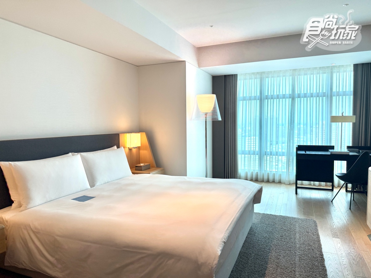 挑戰高雄亞灣區最頂!然一酒店5亮點開箱:早餐爽嗑鼎泰豐、美拍無邊際泳池 挑戰高雄亞灣區最頂!然一酒店5亮點開箱:早餐爽嗑鼎泰豐、美拍無邊際泳池