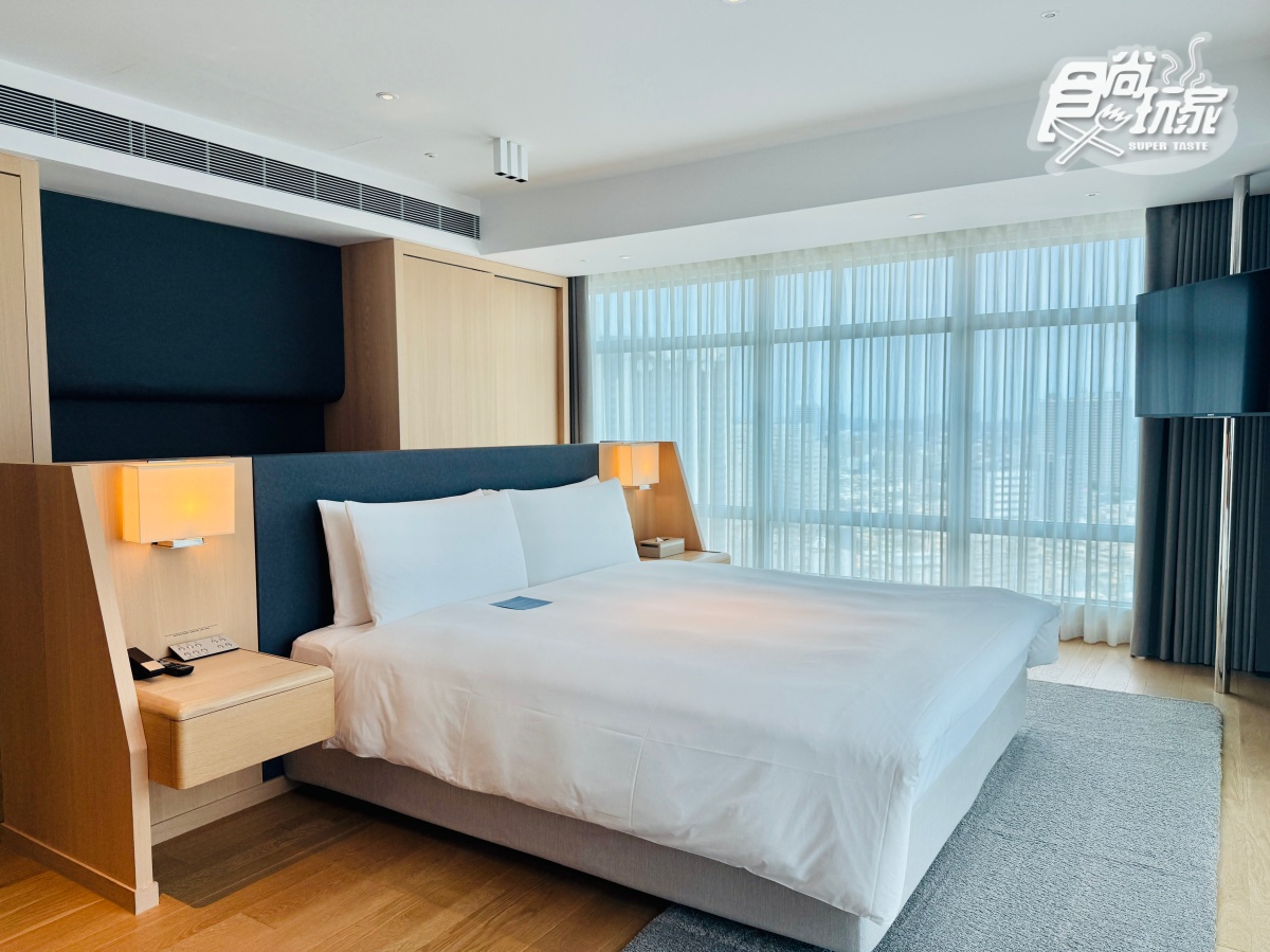 挑戰高雄亞灣區最頂!然一酒店5亮點開箱:早餐爽嗑鼎泰豐、美拍無邊際泳池 挑戰高雄亞灣區最頂!然一酒店5亮點開箱:早餐爽嗑鼎泰豐、美拍無邊際泳池