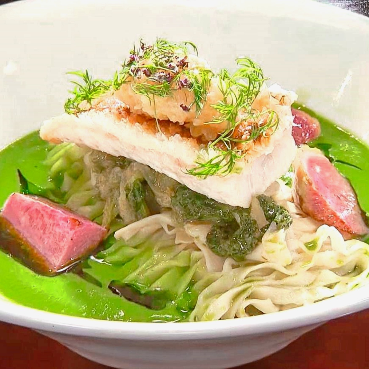 快閃3天「拉麵買一送一」!124元爽嗑雞白湯拉麵,加碼送雞腿、飲料無限暢飲 快閃3天「拉麵買一送一」!124元爽嗑雞白湯拉麵,加碼送雞腿、飲料無限暢飲