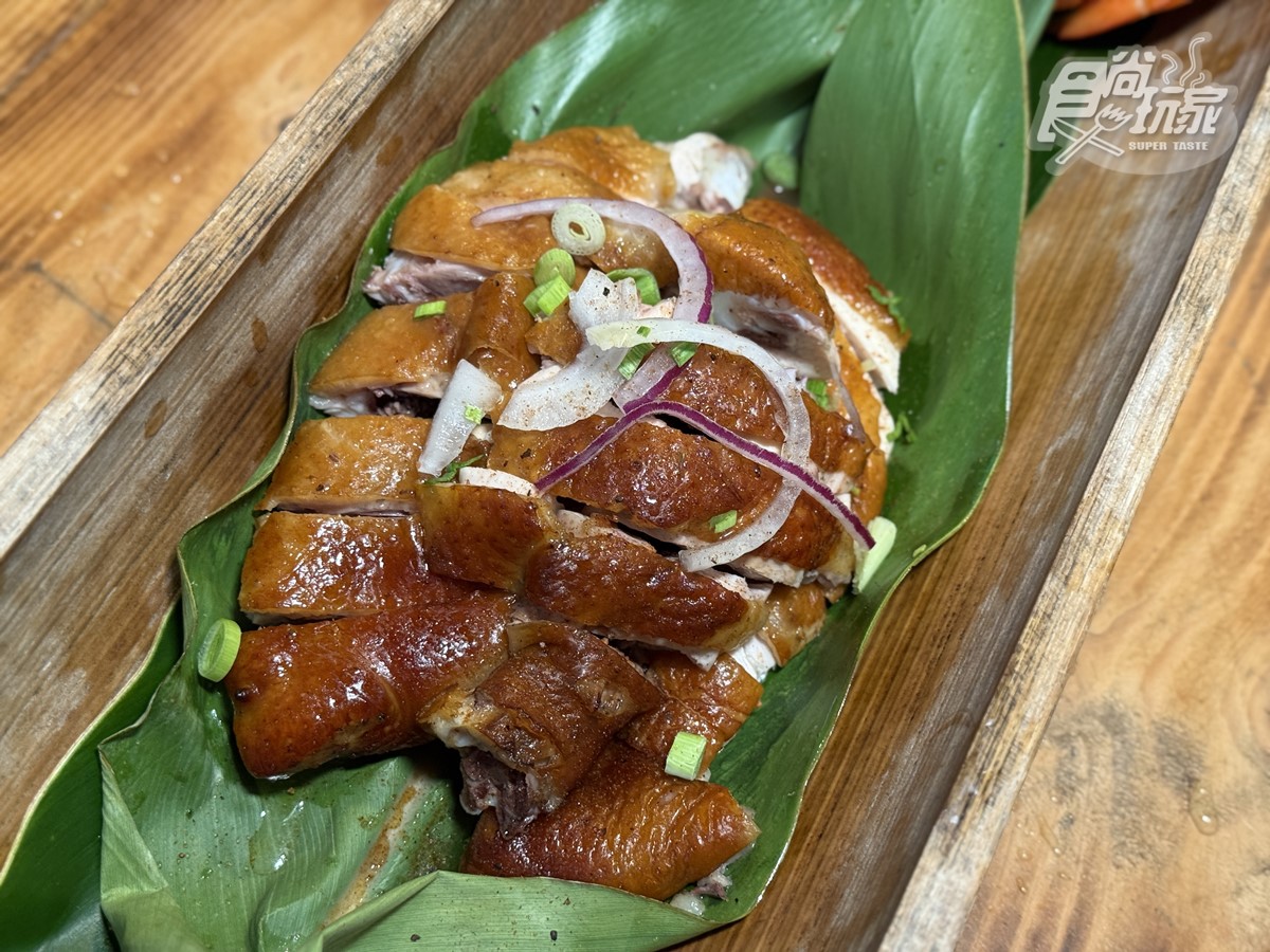 真正的「部落流水席」在這!IG超夯「河上餐桌」開箱:浮誇菜色、DIY體驗 真正的「部落流水席」在這!IG超夯「河上餐桌」開箱:浮誇菜色、DIY體驗