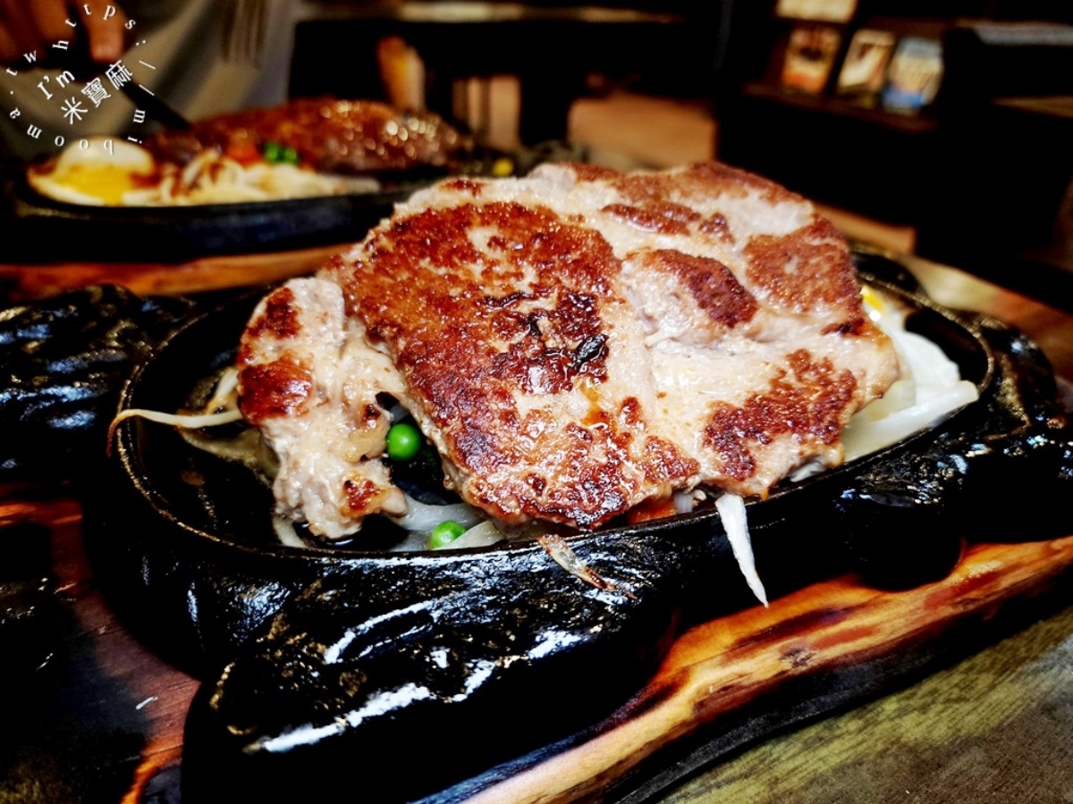 230元爽嗑排餐+自助吧!在地人大推「高CP值牛排店」,濃湯、冷熱飲無限續 230元爽嗑排餐+自助吧!在地人大推「高CP值牛排店」,濃湯、冷熱飲無限續