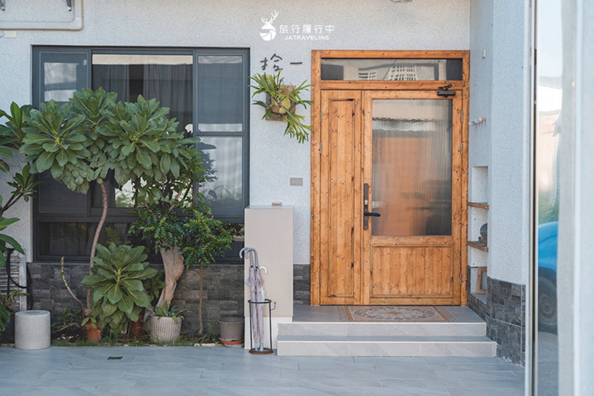 台東民宿推薦！衝鹿野熱氣球、踏浪泡溫泉，７家特色民宿精選