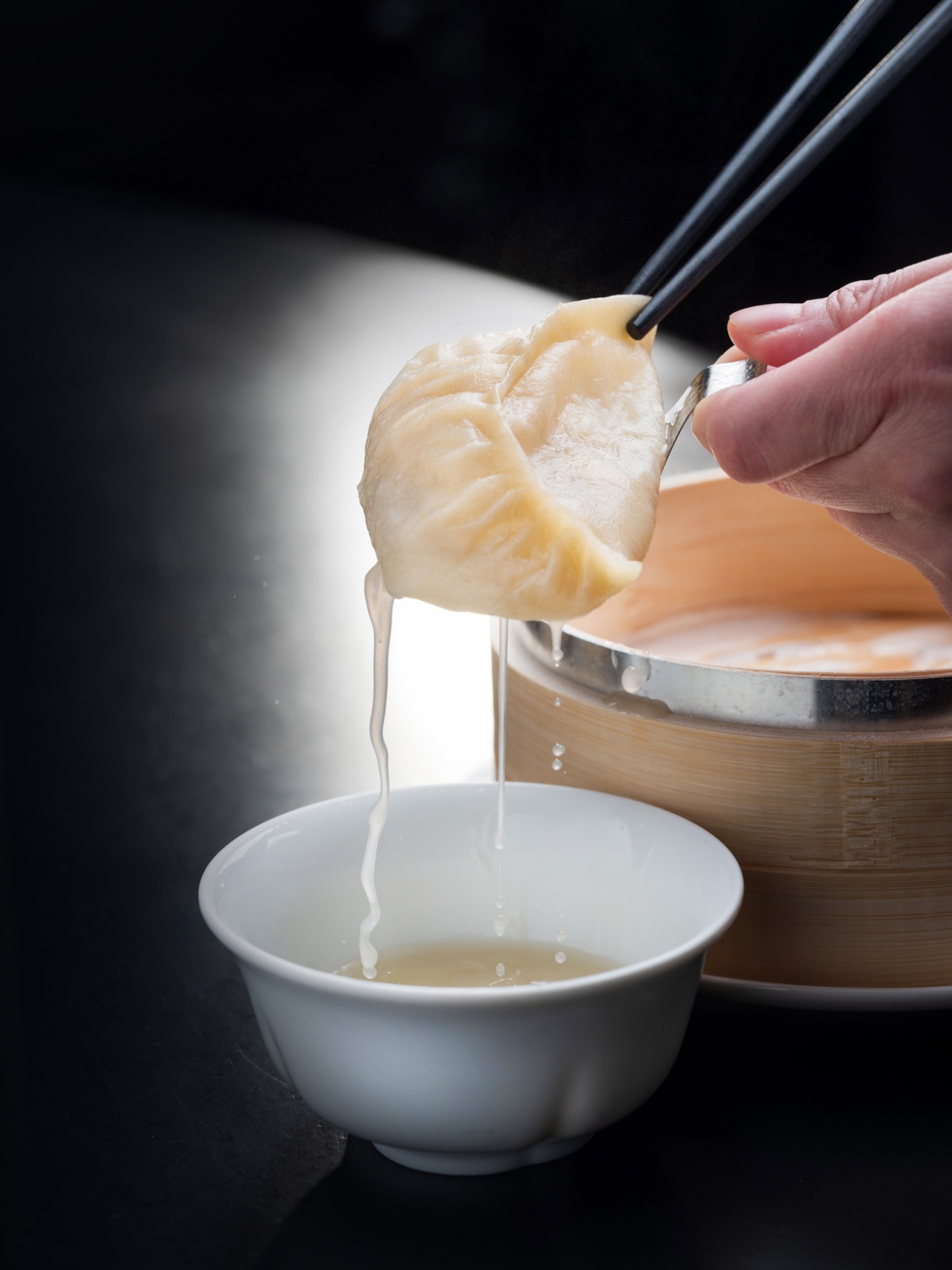 連續８年摘星！360元起開吃「米其林一星港點」，爆汁湯餃、花開炸春捲都要嗑