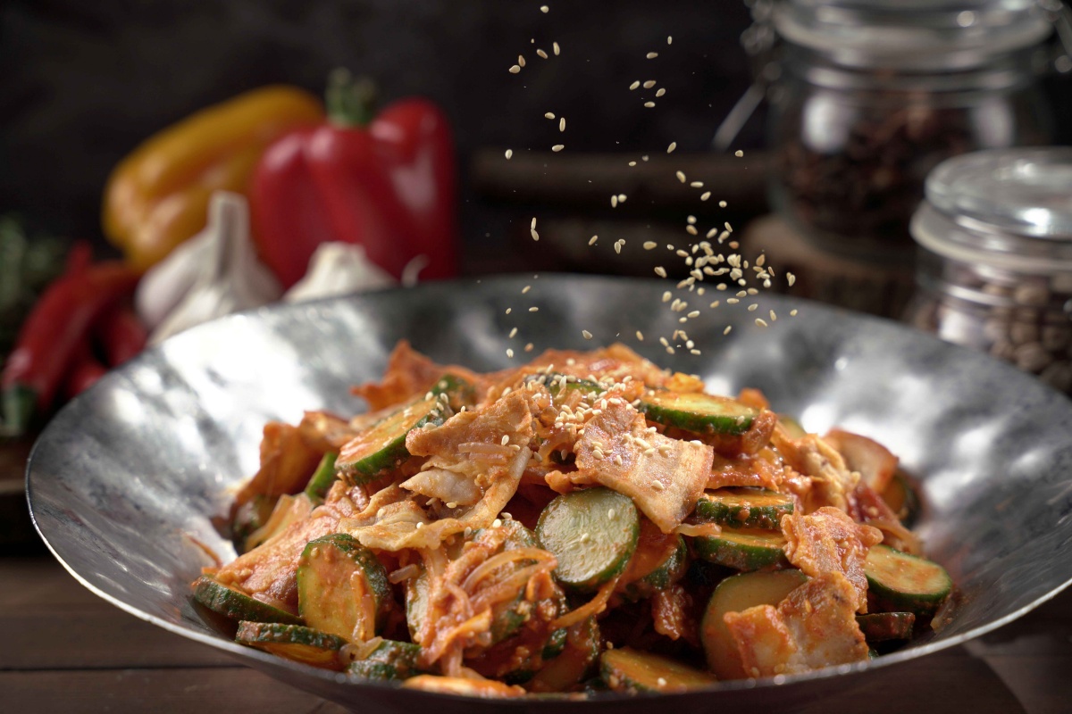 ２人同行１人半價！小巨蛋最夯Buffet「異國燒烤季」登場，各國烤肉料理吃到飽