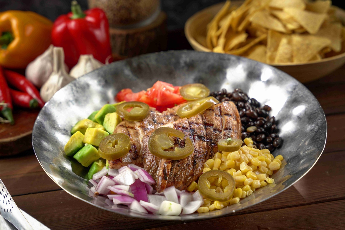 ２人同行１人半價！小巨蛋最夯Buffet「異國燒烤季」登場，各國烤肉料理吃到飽