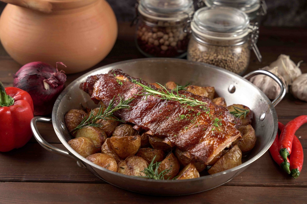 ２人同行１人半價！小巨蛋最夯Buffet「異國燒烤季」登場，各國烤肉料理吃到飽