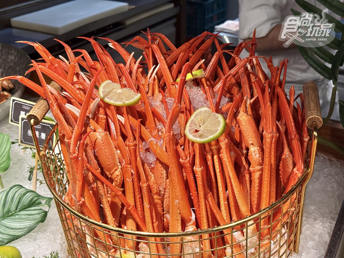４人同行１人免費！超過30道韓式料理吃到飽，爽嗑韓式烤肉、螃蟹海鮮無限夾