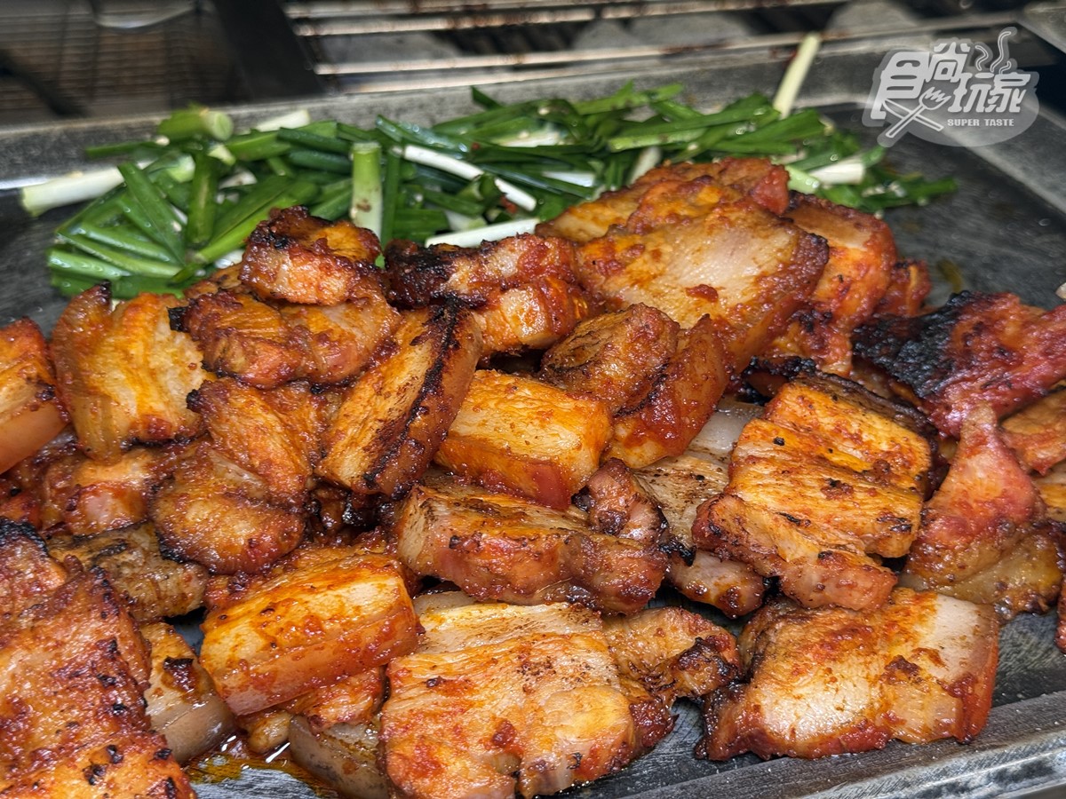 ４人同行１人免費！超過30道韓式料理吃到飽，爽嗑韓式烤肉、螃蟹海鮮無限夾